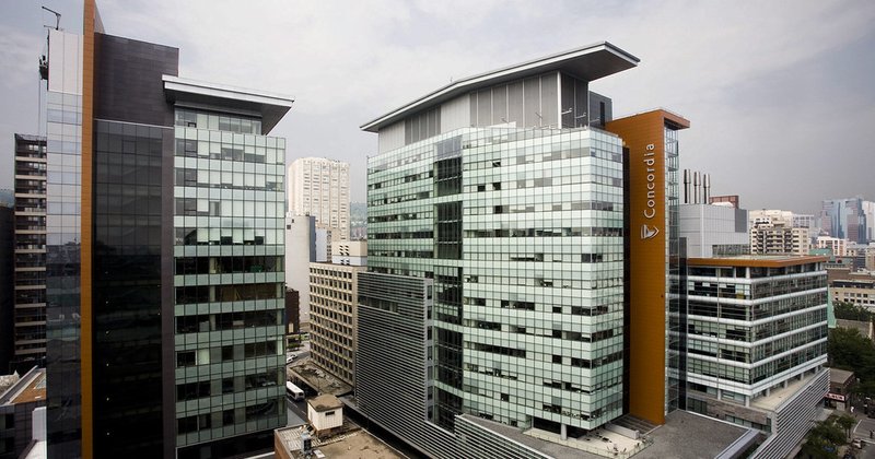 5279916243_96267b8e32_b