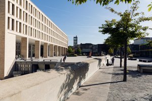 economia2013print-271