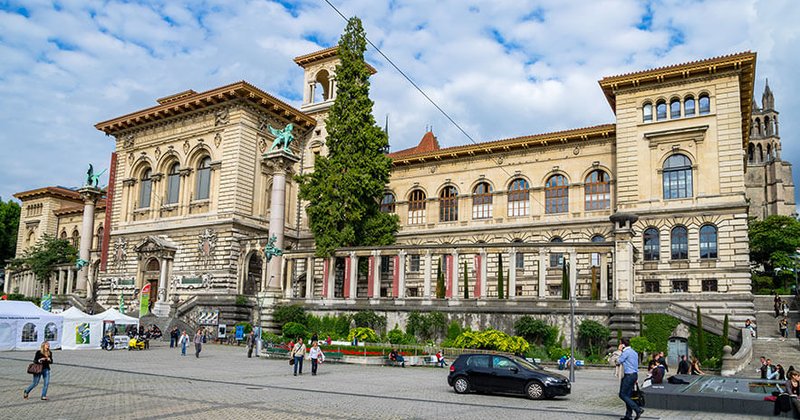 منحة-جامعة-لوزان-2020